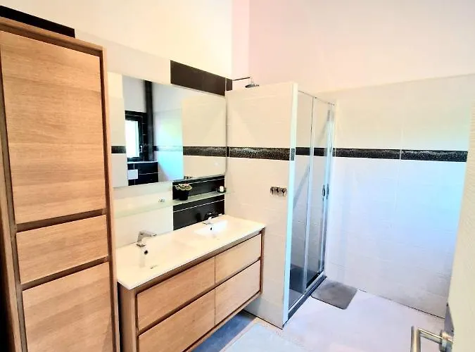 Grand Jardin, 10mn Du Centre